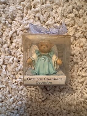 Vintage Cherished Teddies, Gracious Guardians - December" mini birthstone bear